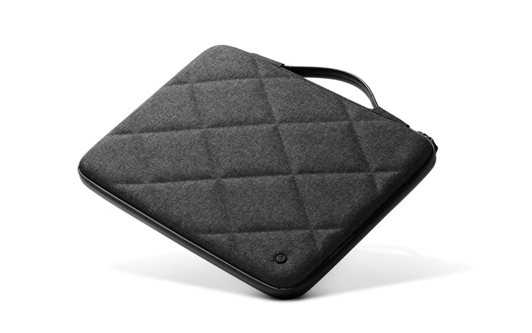 12s_SuitCase_MacBook_22_Gallery_2